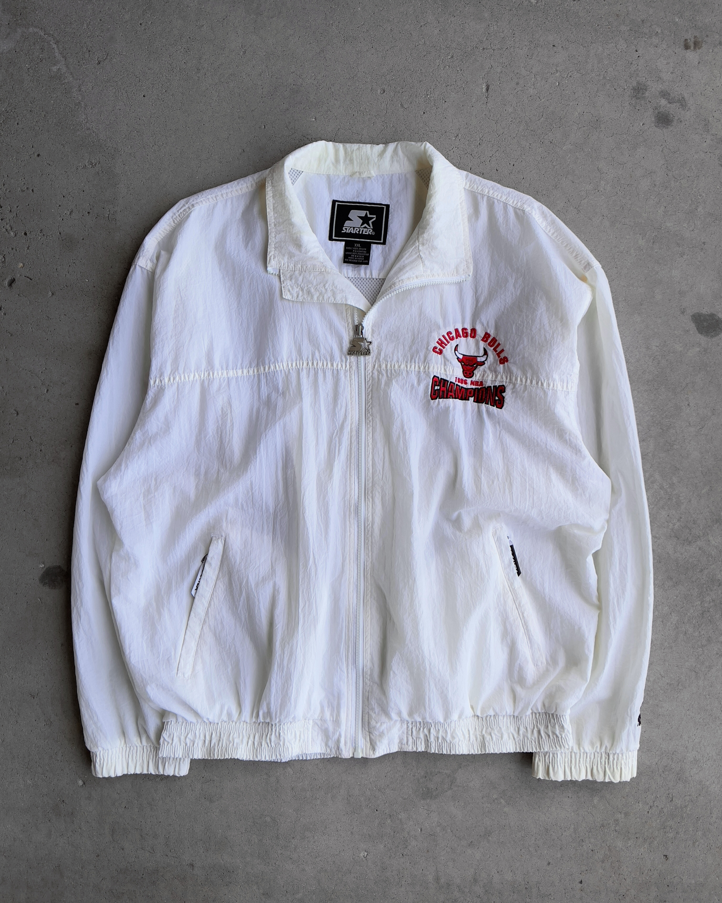 1996 Chicago Bulls World Champions Windbreaker Jacket - Shop THREADCOUNT Vintage Co.