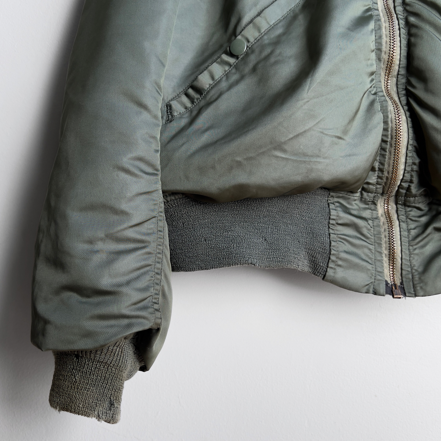 1960s U.S. Air Force MA-1 L-2B Flight Jacket - Shop THREADCOUNT Vintage Co.