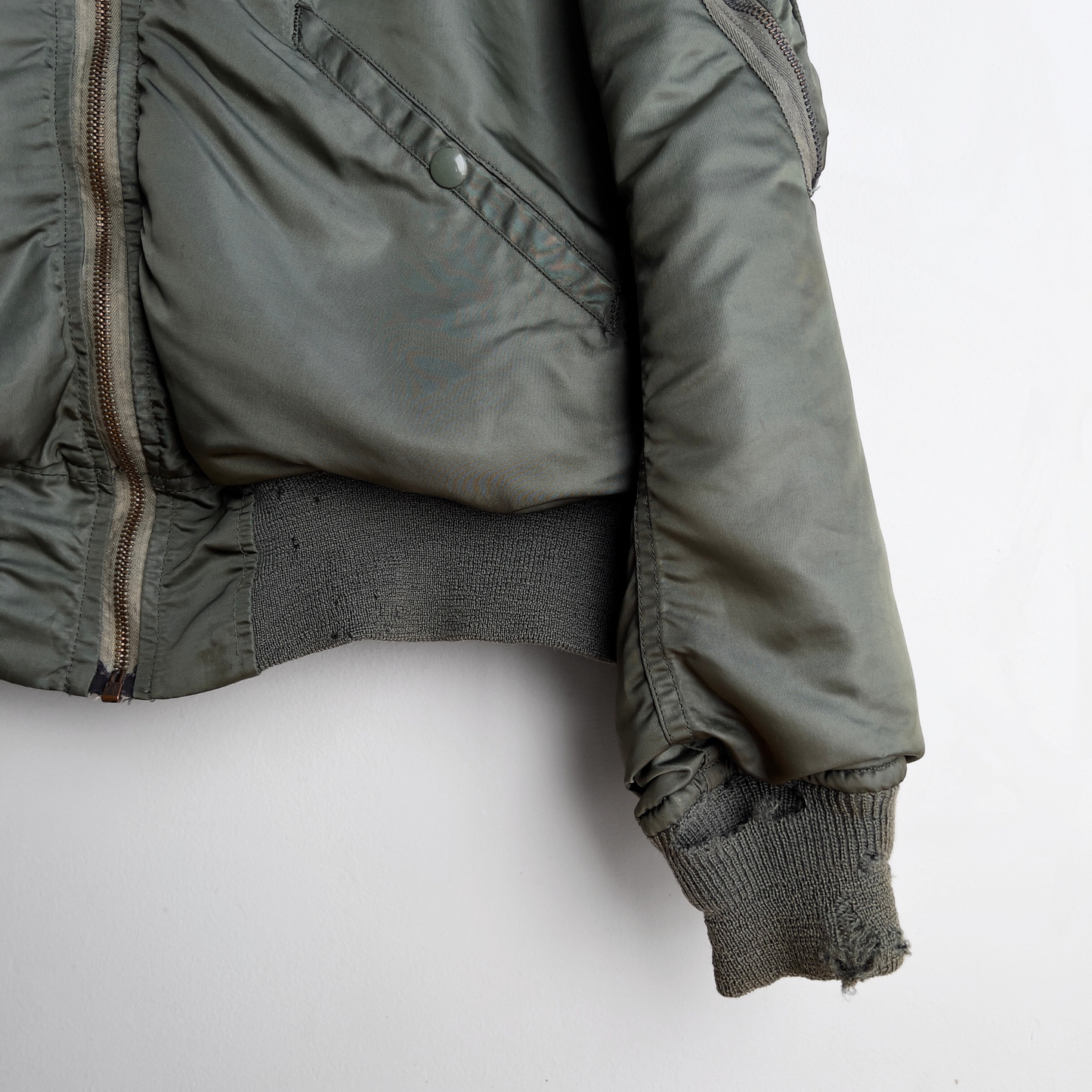 1960s U.S. Air Force MA-1 L-2B Flight Jacket - Shop THREADCOUNT Vintage Co.