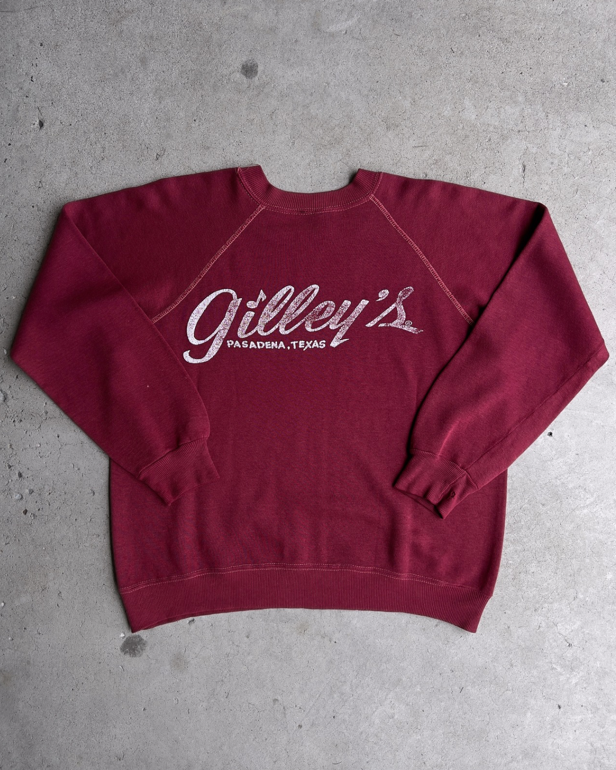 1980s Gilley’s Bar Pasadena Texas Maroon Sweatshirt  - Shop ThreadCount Vintage Co.