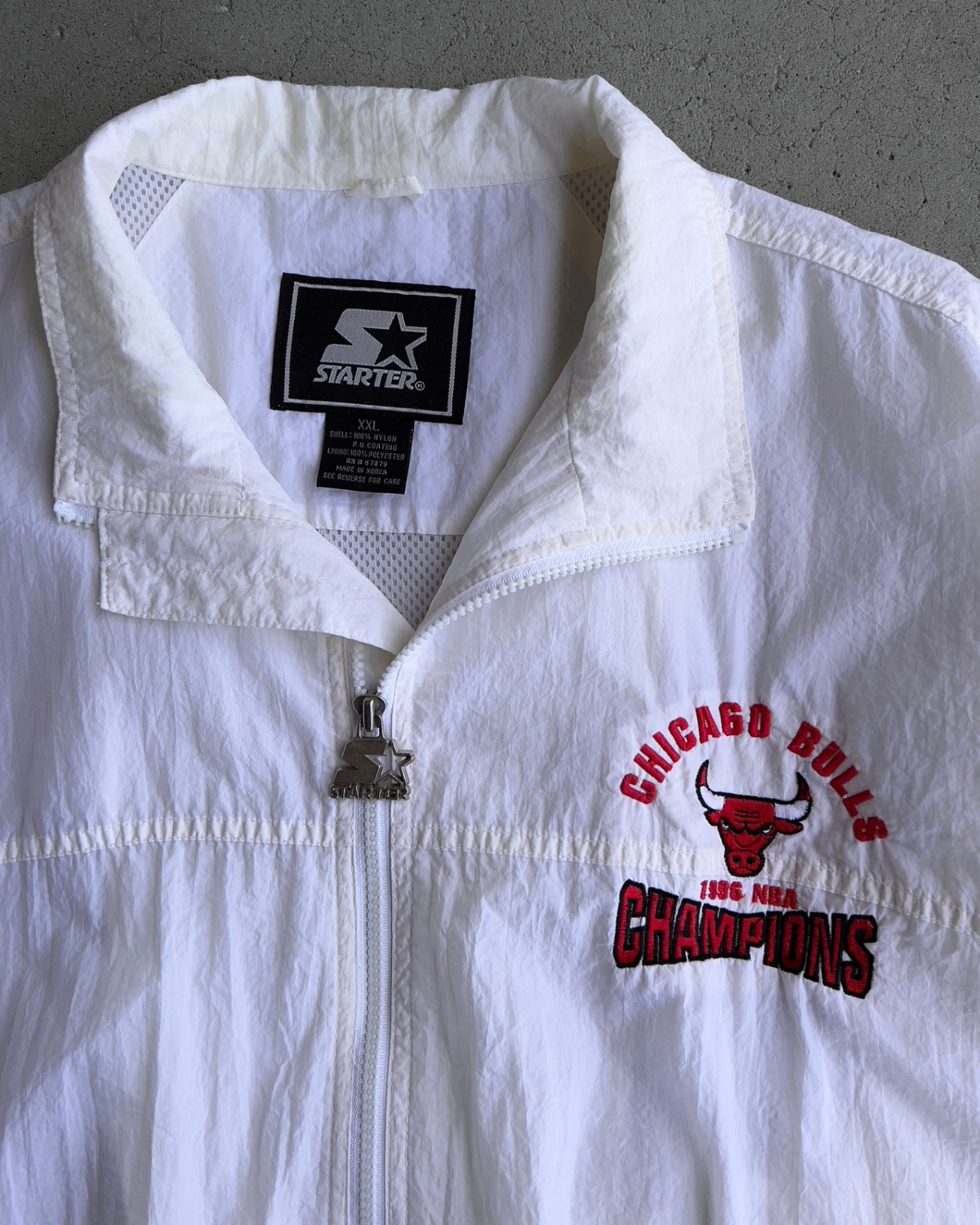 1996 Chicago Bulls World Champions Windbreaker Jacket - Shop THREADCOUNT Vintage Co.