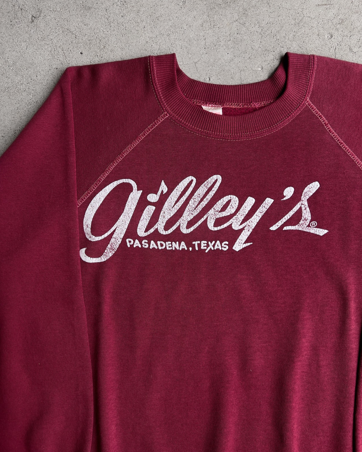 1980s Gilley’s Bar Pasadena Texas Maroon Sweatshirt  - Shop ThreadCount Vintage Co.