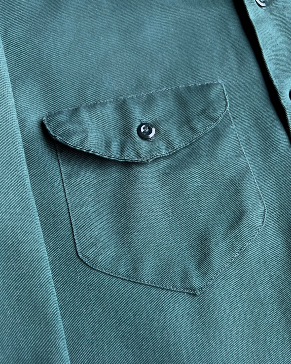 Vintage 1960s Oshkosh Ocean Green Mechanics Shirt - Shop ThreadCount Vintage Co.