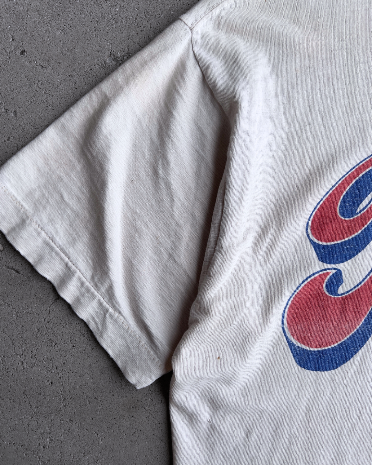 1970s Rainier Beer Brewing Company Graphic Tee  - Shop ThreadCount Vintage Co.