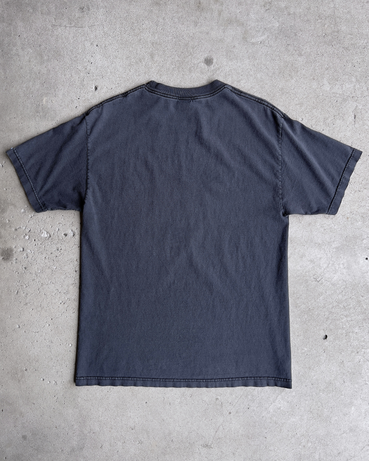 2000s Lakai Skateboards Peace Logo Tee  - Shop ThreadCount Vintage Co.