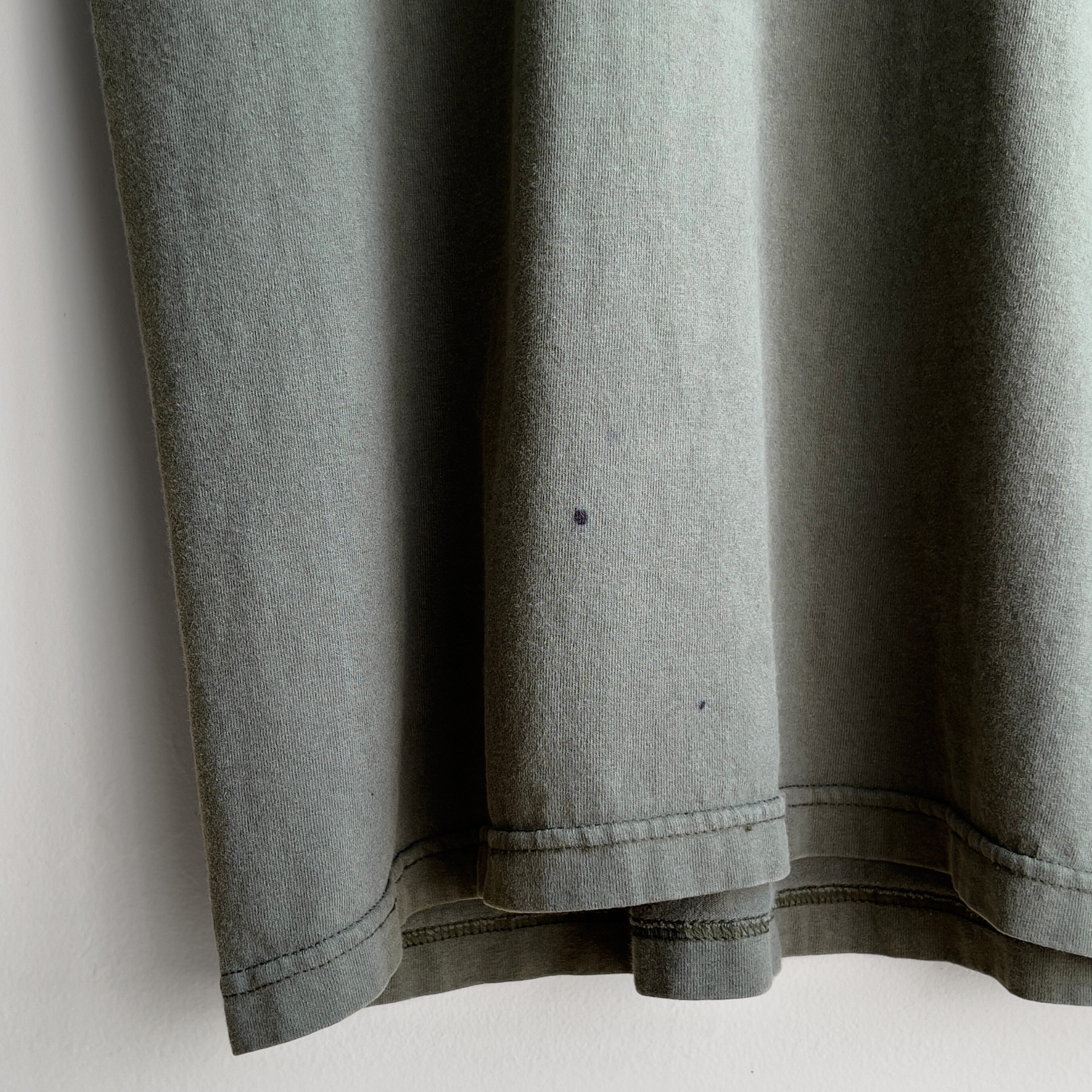 1990s Faded Green THC Acronym Graphic Tee  - Shop ThreadCount Vintage Co.
