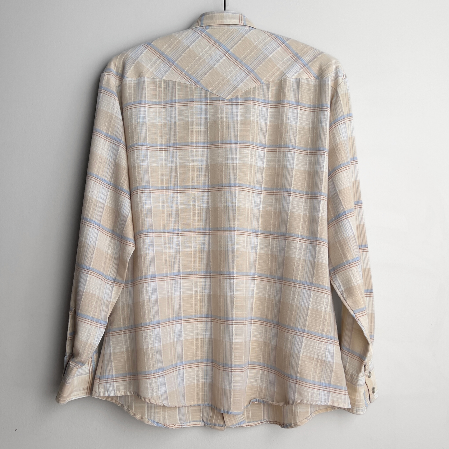Vintage 1970s Tan & Blue Sawtooth Pearl Snap Western Shirt - Shop ThreadCount Vintage Co.