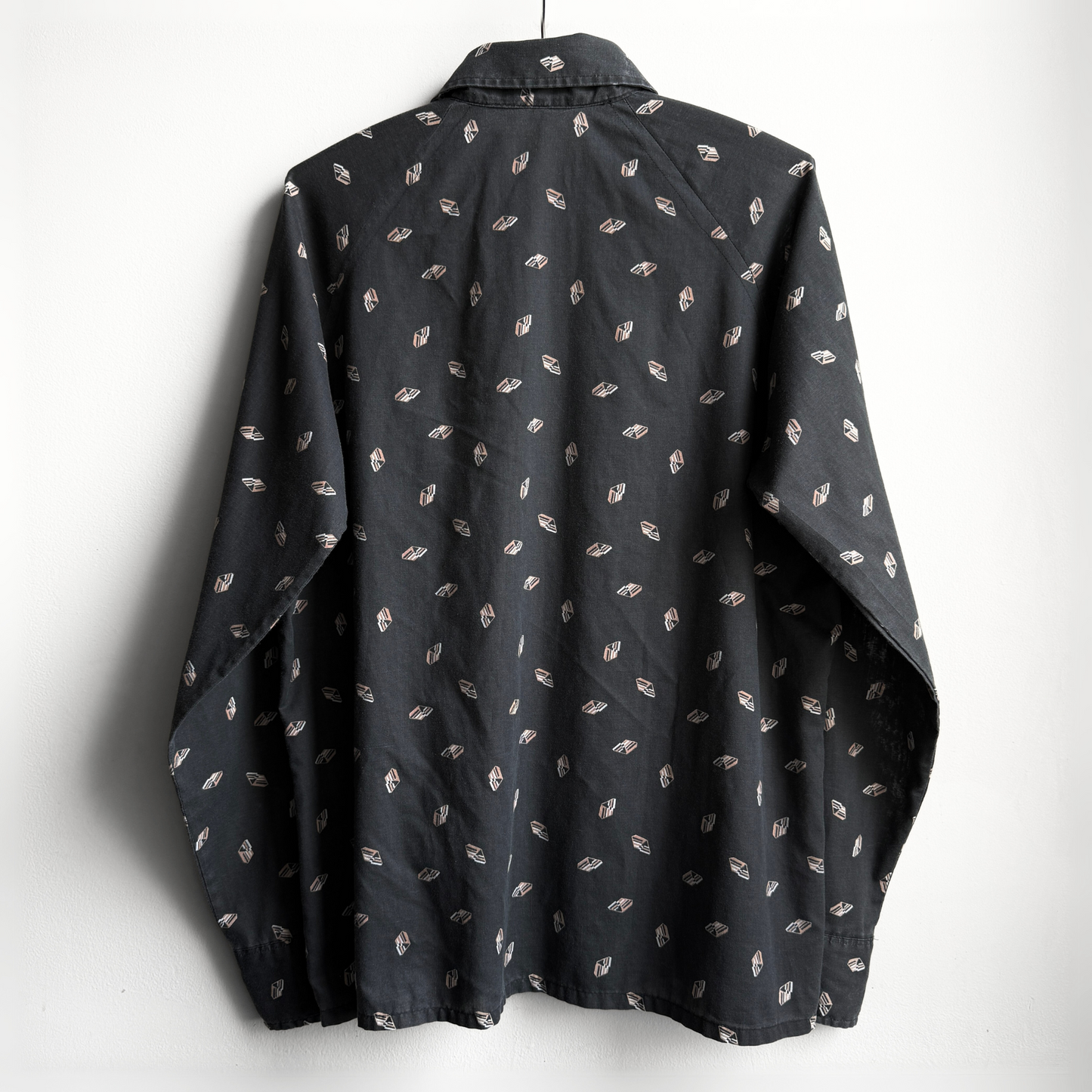 1960s Black Geometric Print Button Up Shirt - Shop ThreadCount Vintage Co.
