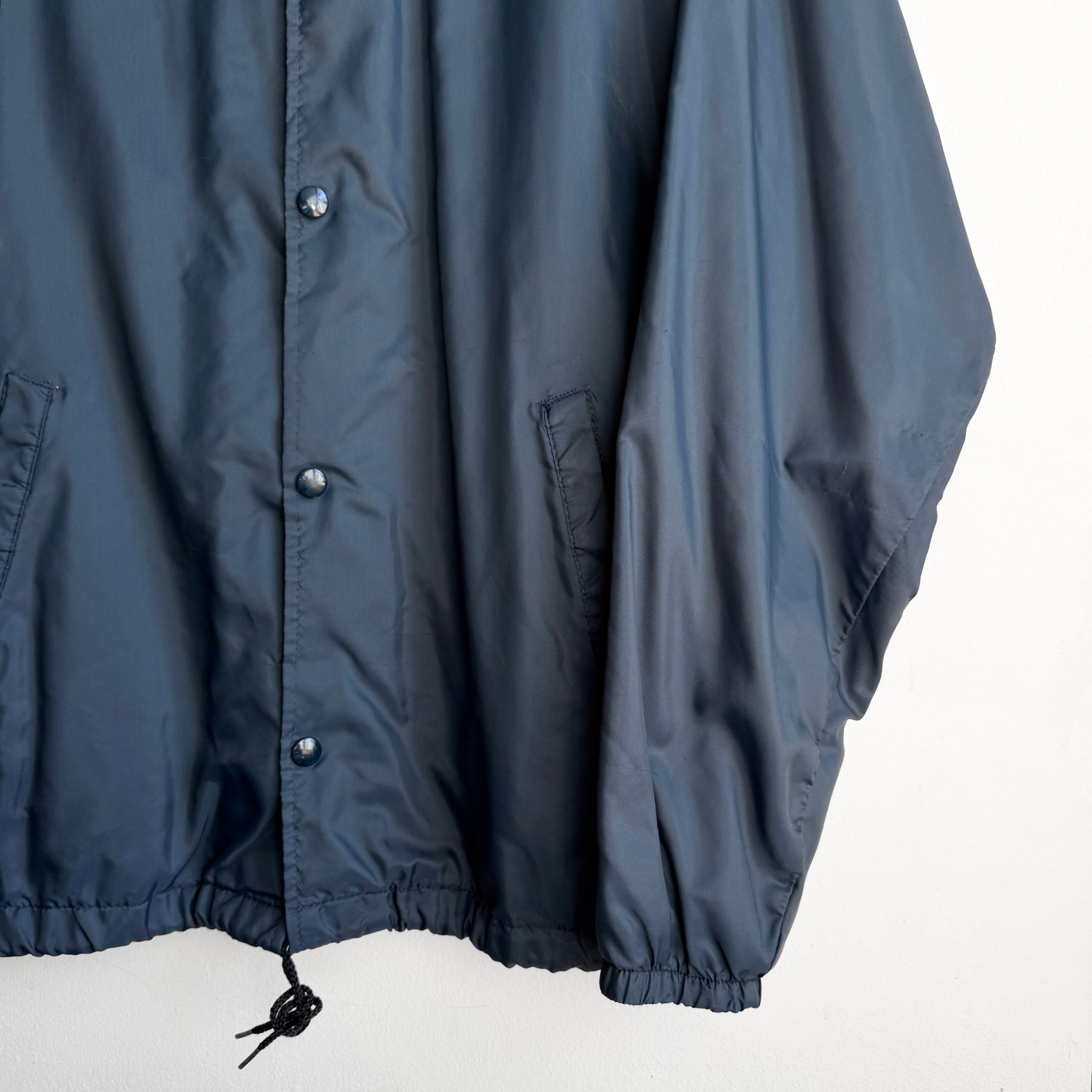 1980s Chicago White Sox Navy Blue Windbreaker Jacket  - Shop ThreadCount Vintage Co.