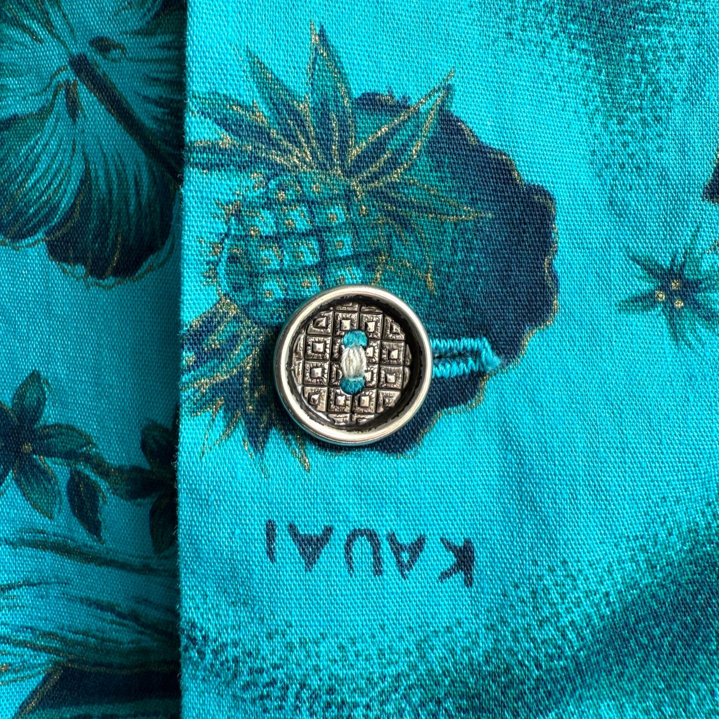 Vintage 1960s Teal Blue Floral Island Print Hawaiian Shirt - Shop ThreadCount Vintage Co.