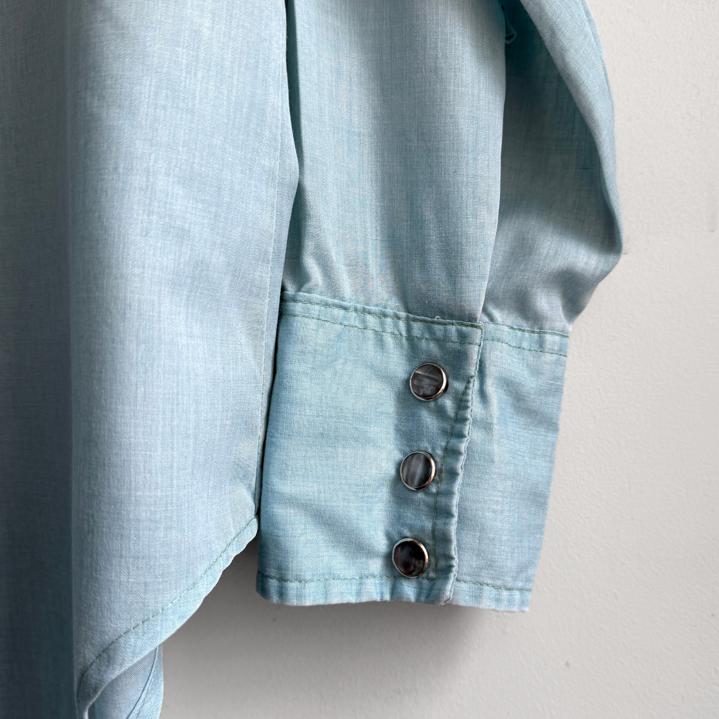 Vintage 1970s Blue Pearl Snap Western Wear Button Up Shirt - Shop ThreadCount Vintage Co.