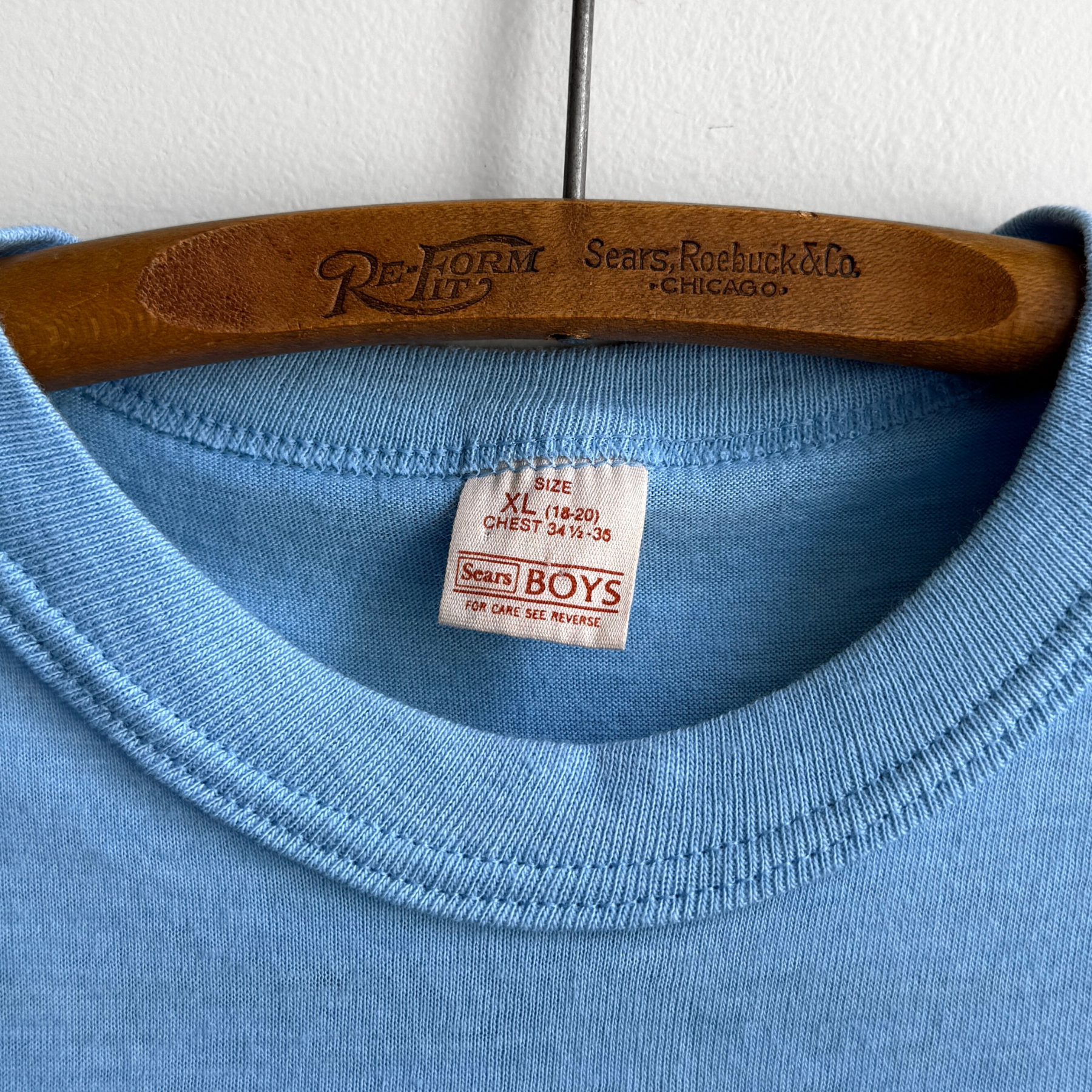 1970s Super Me Blue Graphic Tee  - Shop THREADCOUNT Vintage Co.