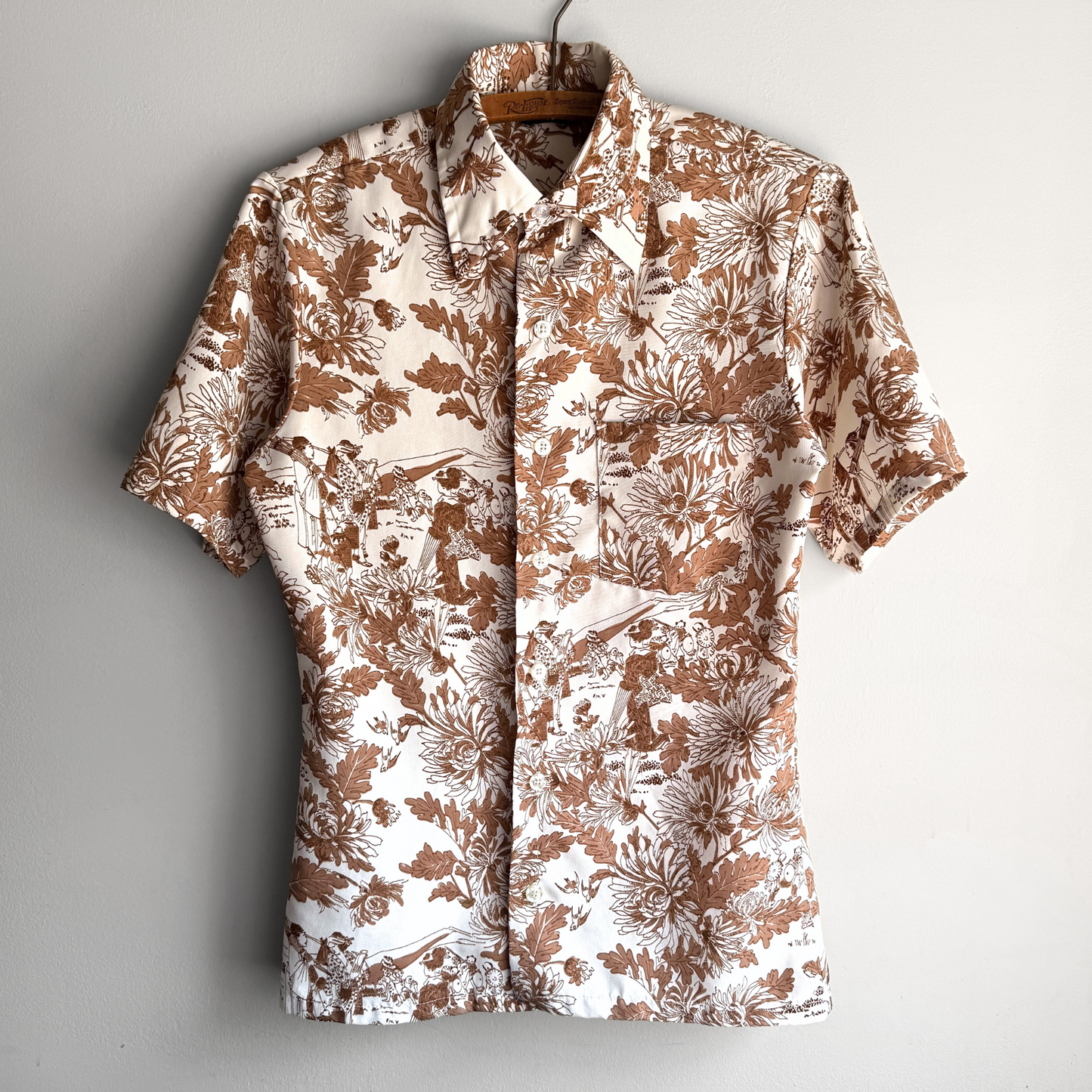 1970s Brown & White Asian Print Short Sleeve Shirt