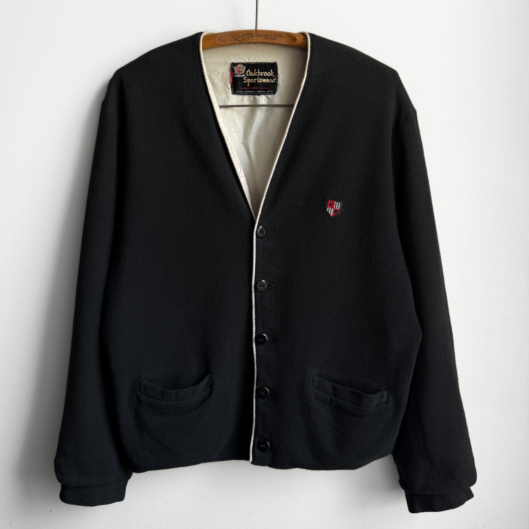 1960s Oakbrook Sportswear Black Cardigan Jac – THREADCOUNT 1960s Oakbrook Sportswear Black Cardigan Jac – THREADCOUNT