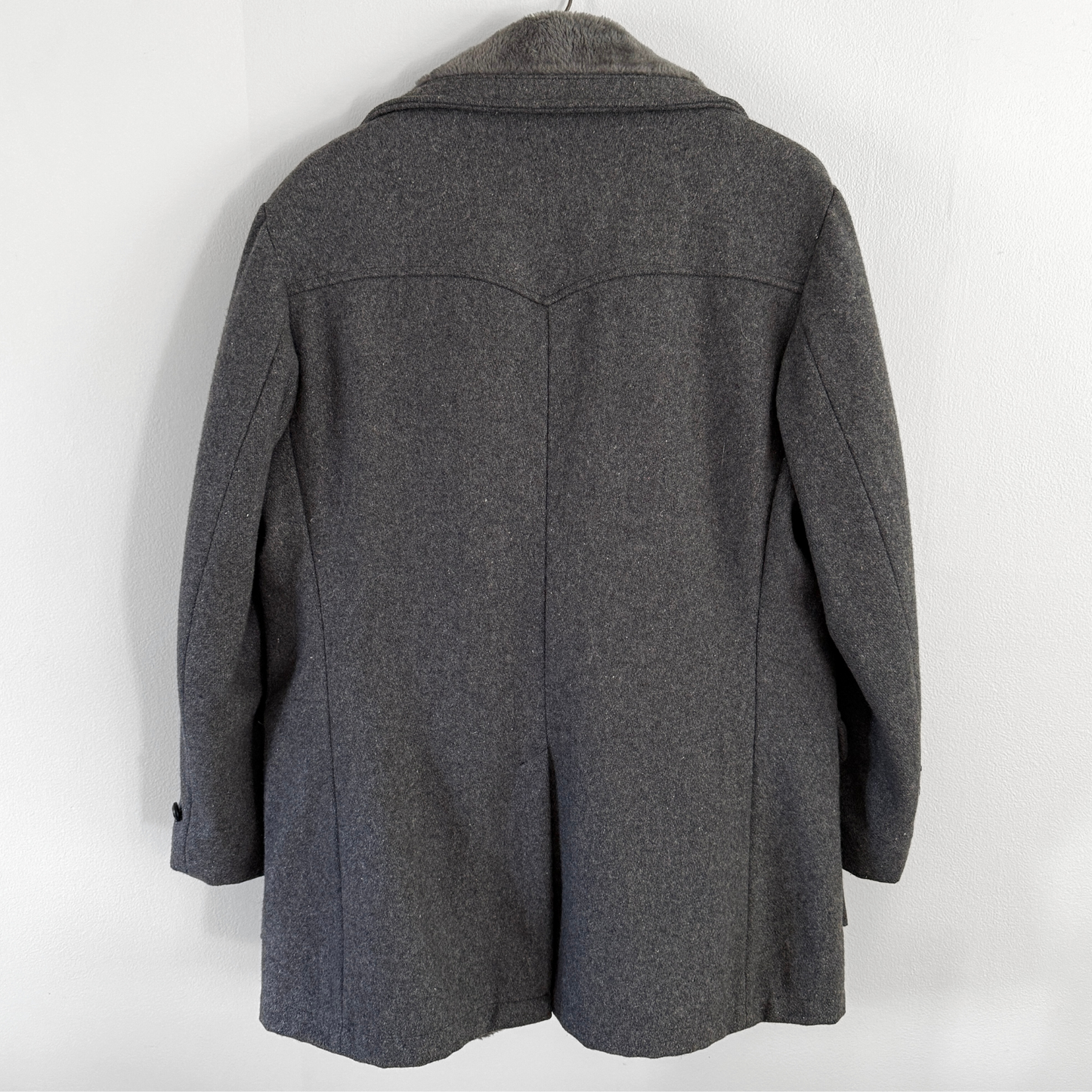 1970s Grey Sherpa Lined Heavy Overcoat