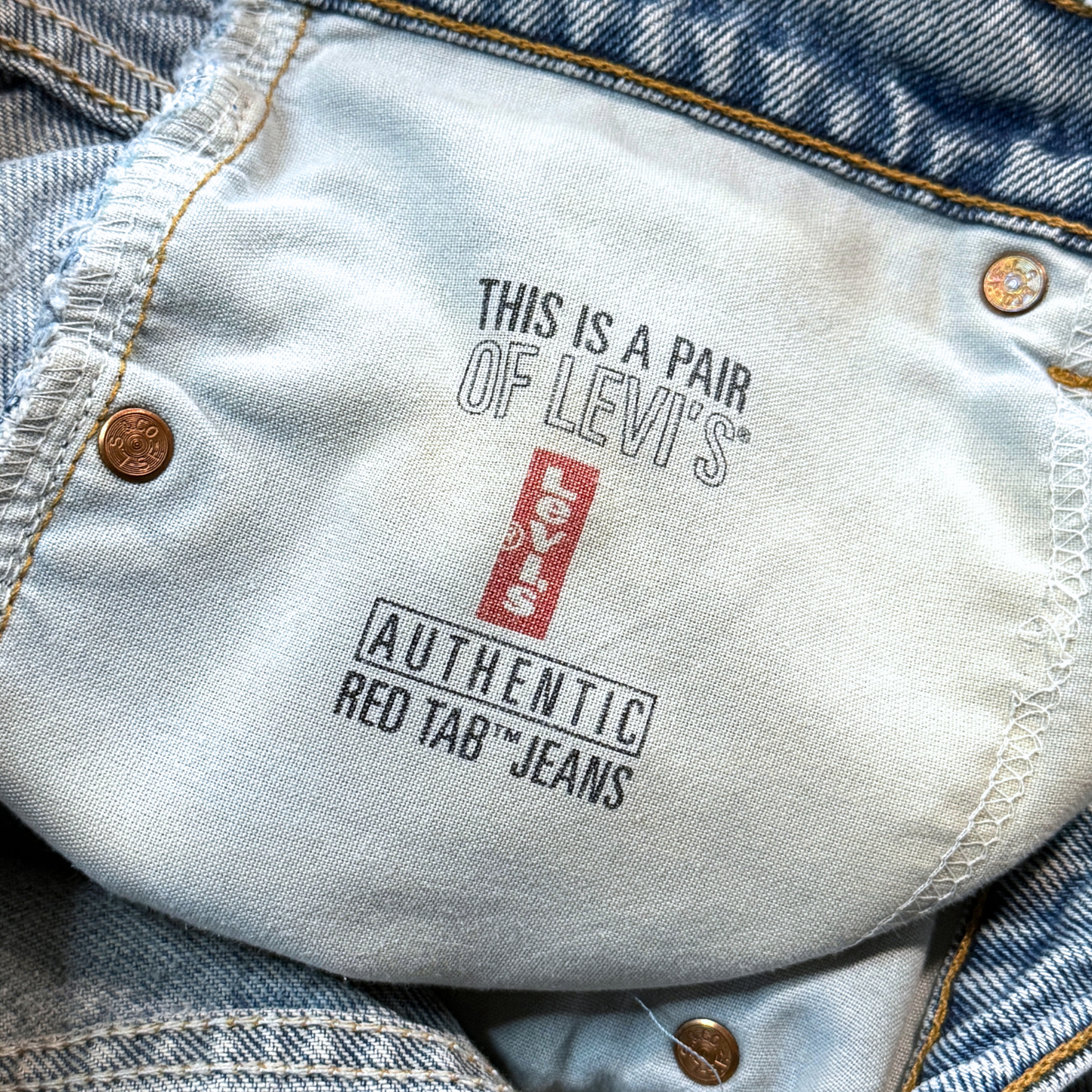 1990s Levi's 550 Distressed Relaxed Fit Denim Jeans (30)