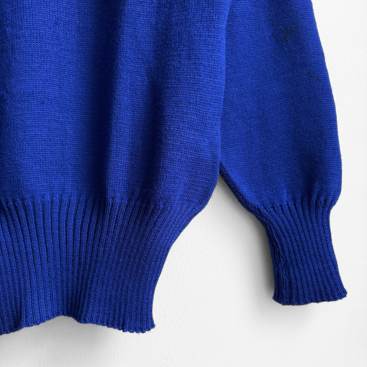 1960s Royal Blue V-Neck Sweater
