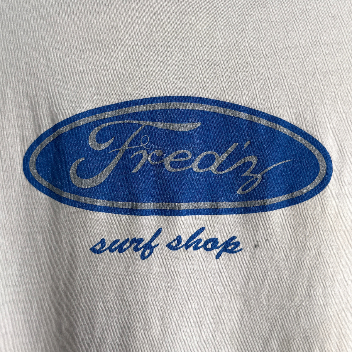 1980s Fred's Surf Shop Faded White Tee