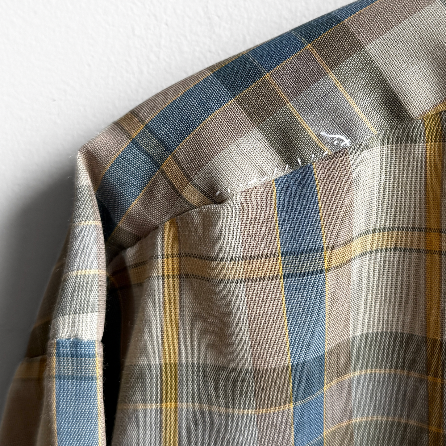 Vintage 1960s Green & Blue Poly Blend Loop Collar Plaid Shirt - Shop ThreadCount Vintage Co.