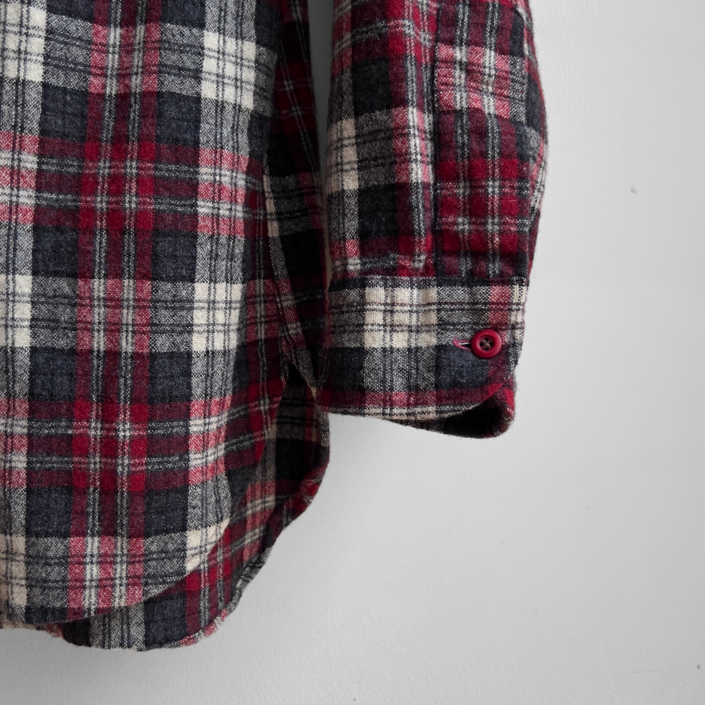 1980s Red & Black Virgin Wool Plaid Flannel Shirt - Shop ThreadCount Vintage Co.