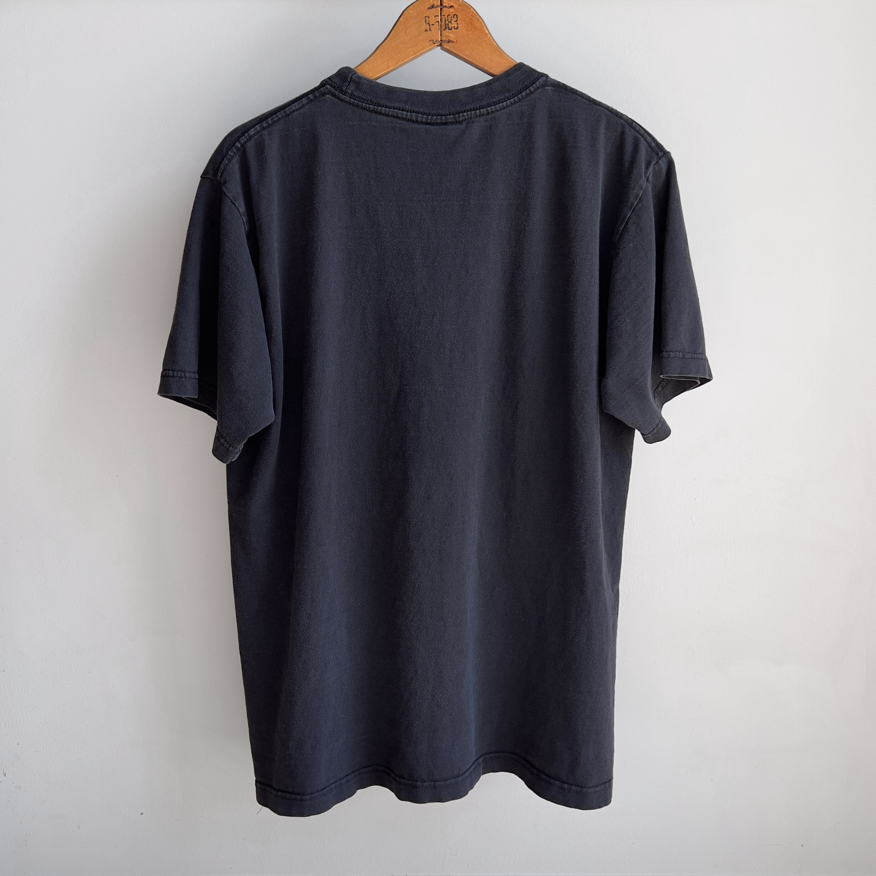 2000s Pink Floyd The Wall Faded Black Band Tee  - Shop ThreadCount Vintage Co.