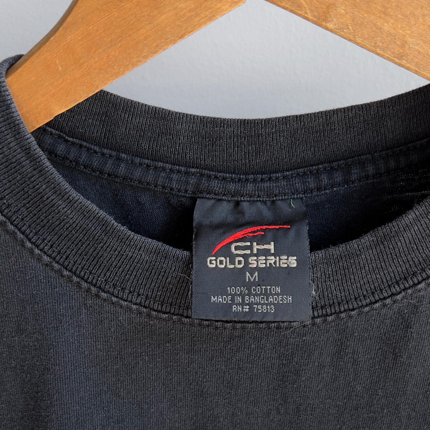 Vintage 2000s Pink Floyd The Wall Faded Black Band Tee - Shop ThreadCount Vintage Co.