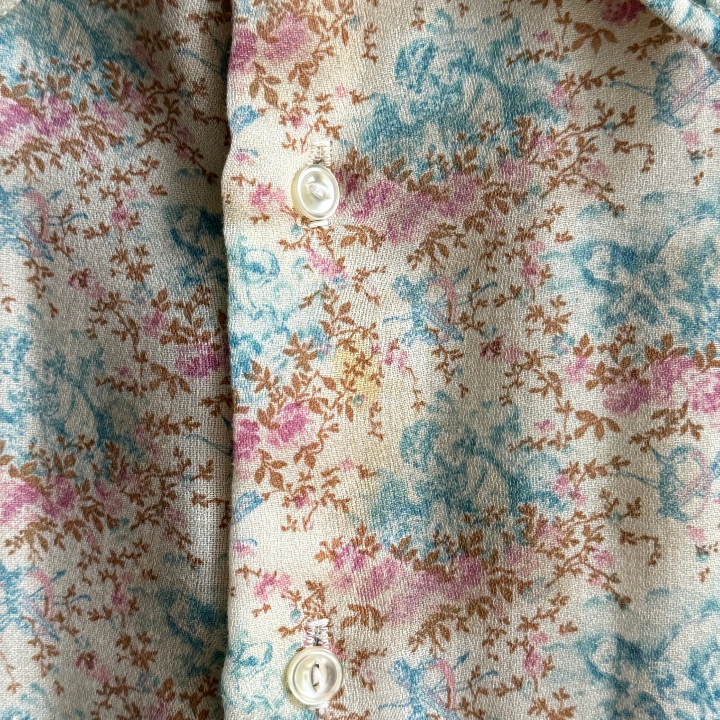 1970s Floral Cherub Print Dress Shirt