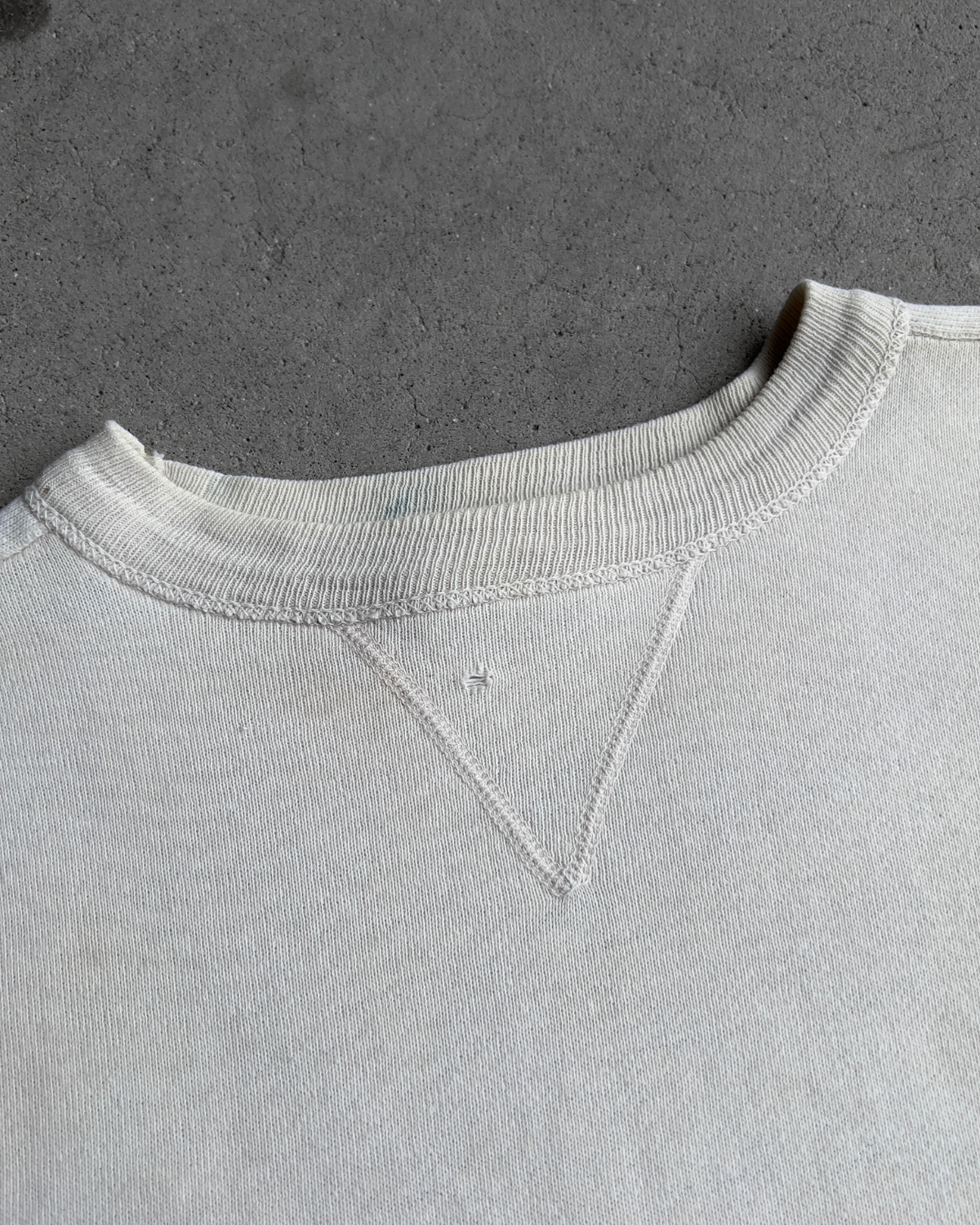 1950s White Freedom Sleeve Single-V Sweatshirt  - Shop ThreadCount Vintage Co.