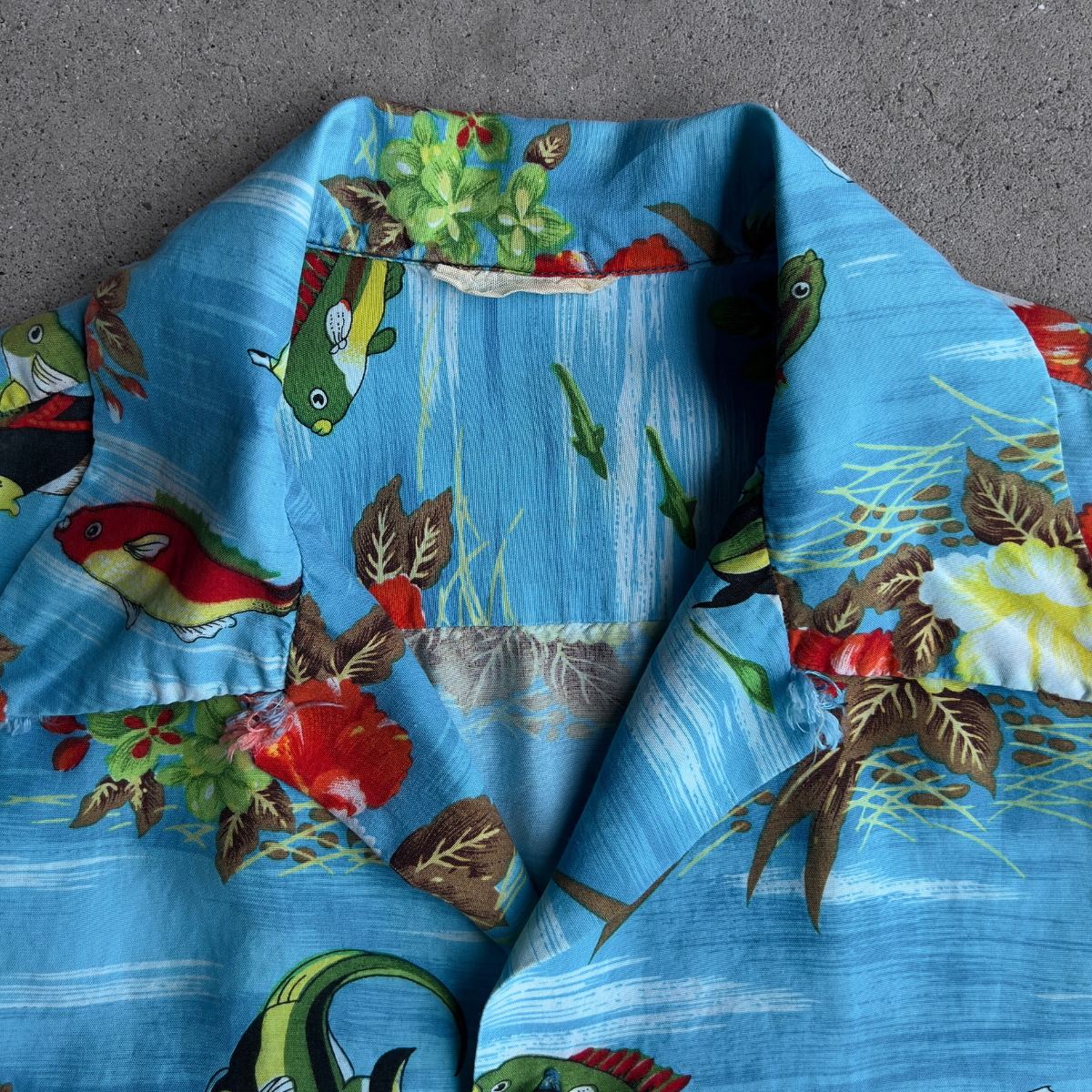 1970s Floral Fish Print Rayon Hawaiian Shirt - Shop ThreadCount Vintage Co.