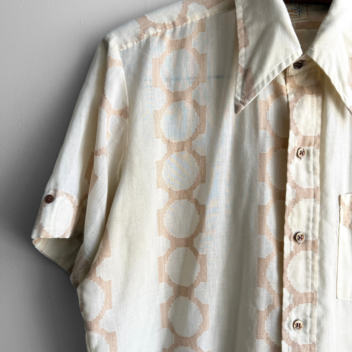 1970s Beige Geometric Print Sport Shirt