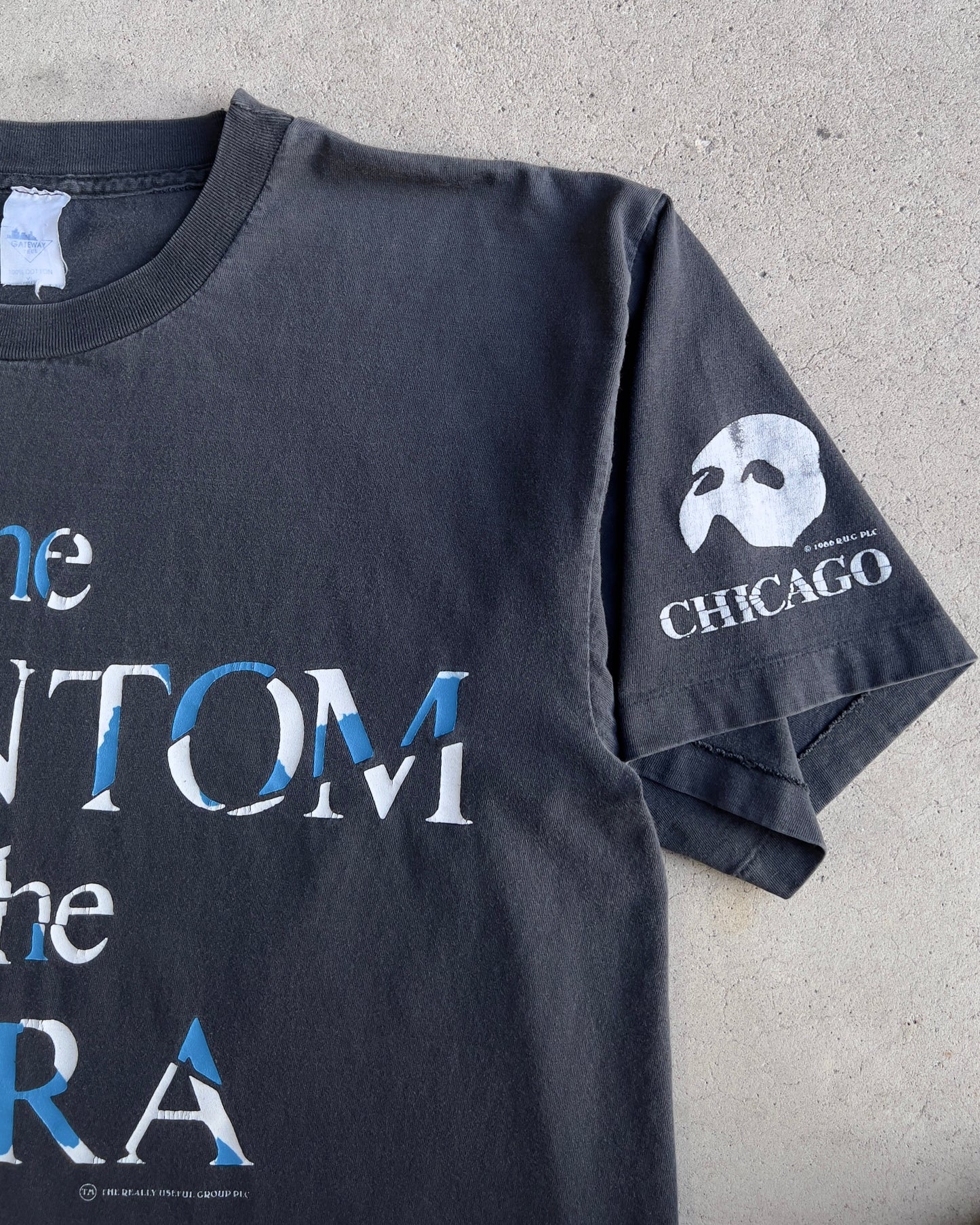 Vintage 1986 The Phantom of the Opera Chicago Show Tee - Shop ThreadCount Vintage Co.