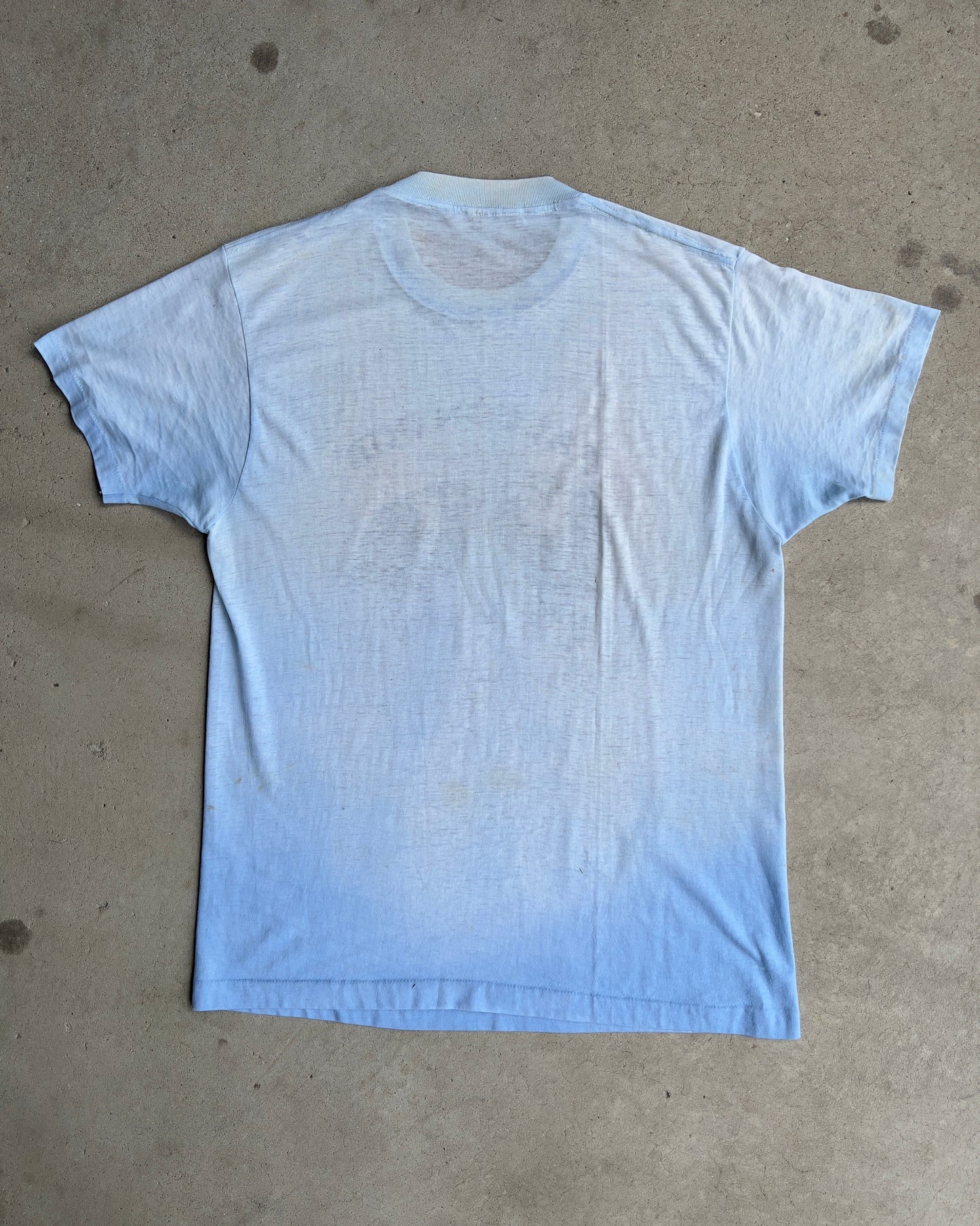 1970s Falcon Pub Illinois Sun Faded Tee  - Shop ThreadCount Vintage Co.