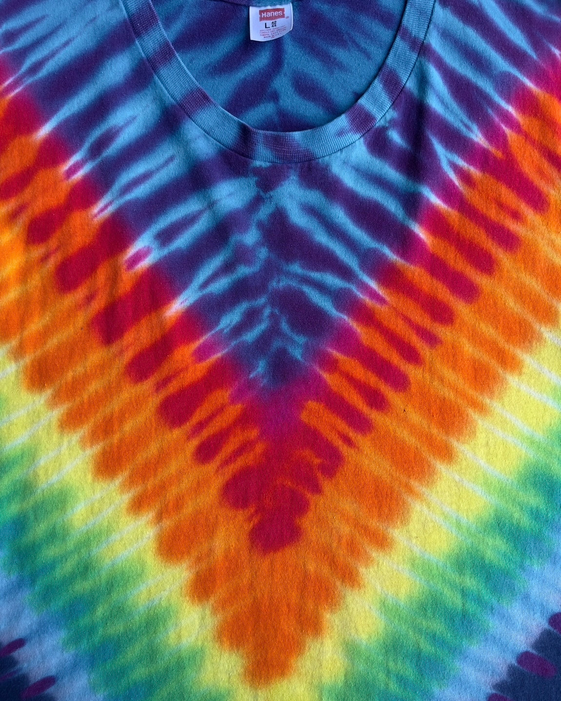 Vintage 1970s Navy Blue & Rainbow Tie Dye Tee  - Shop ThreadCount Vintage Co.