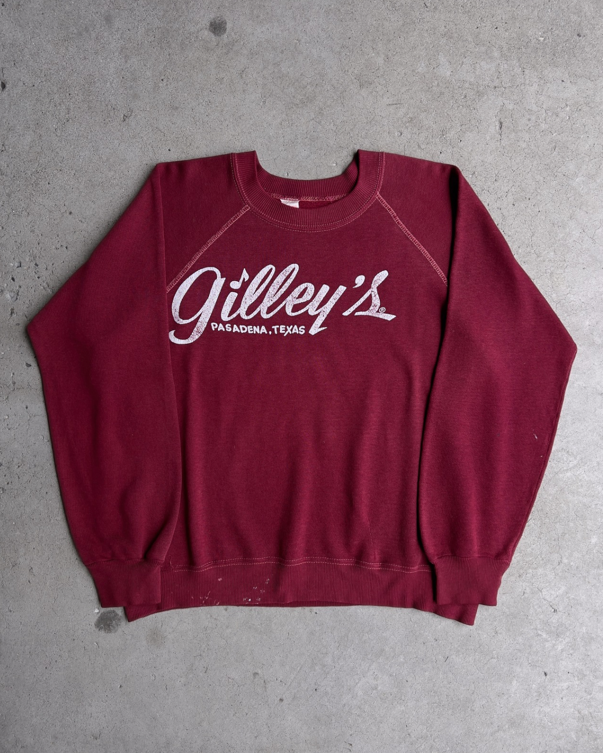 Vintage 1980s Gilley’s Bar Pasadena Texas Maroon Sweatshirt  - Shop ThreadCount Vintage Co.