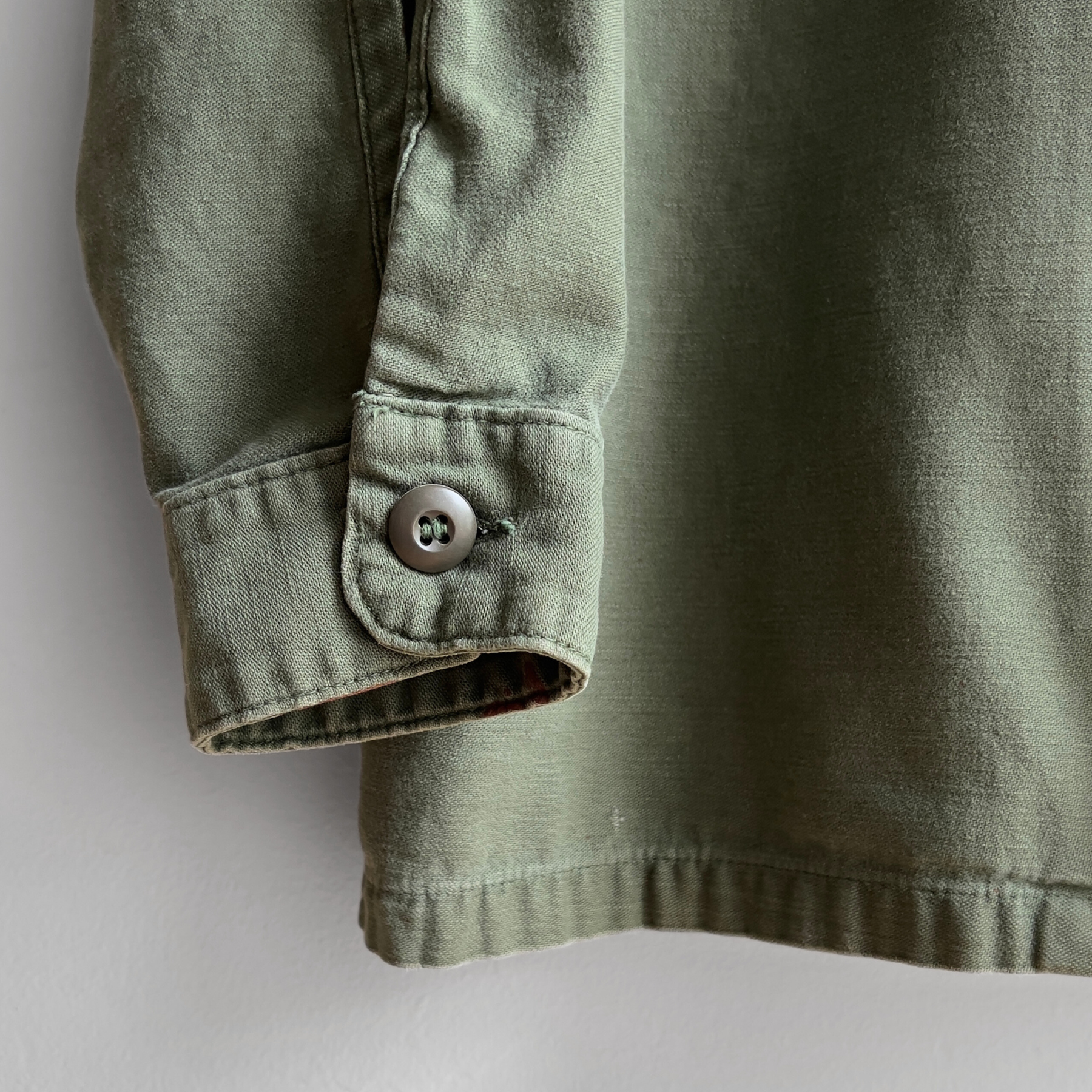 Vintage 1970s USMC OG-107 Sateen Olive Green Fatigue Field Shirt  - Shop ThreadCount Vintage Co.