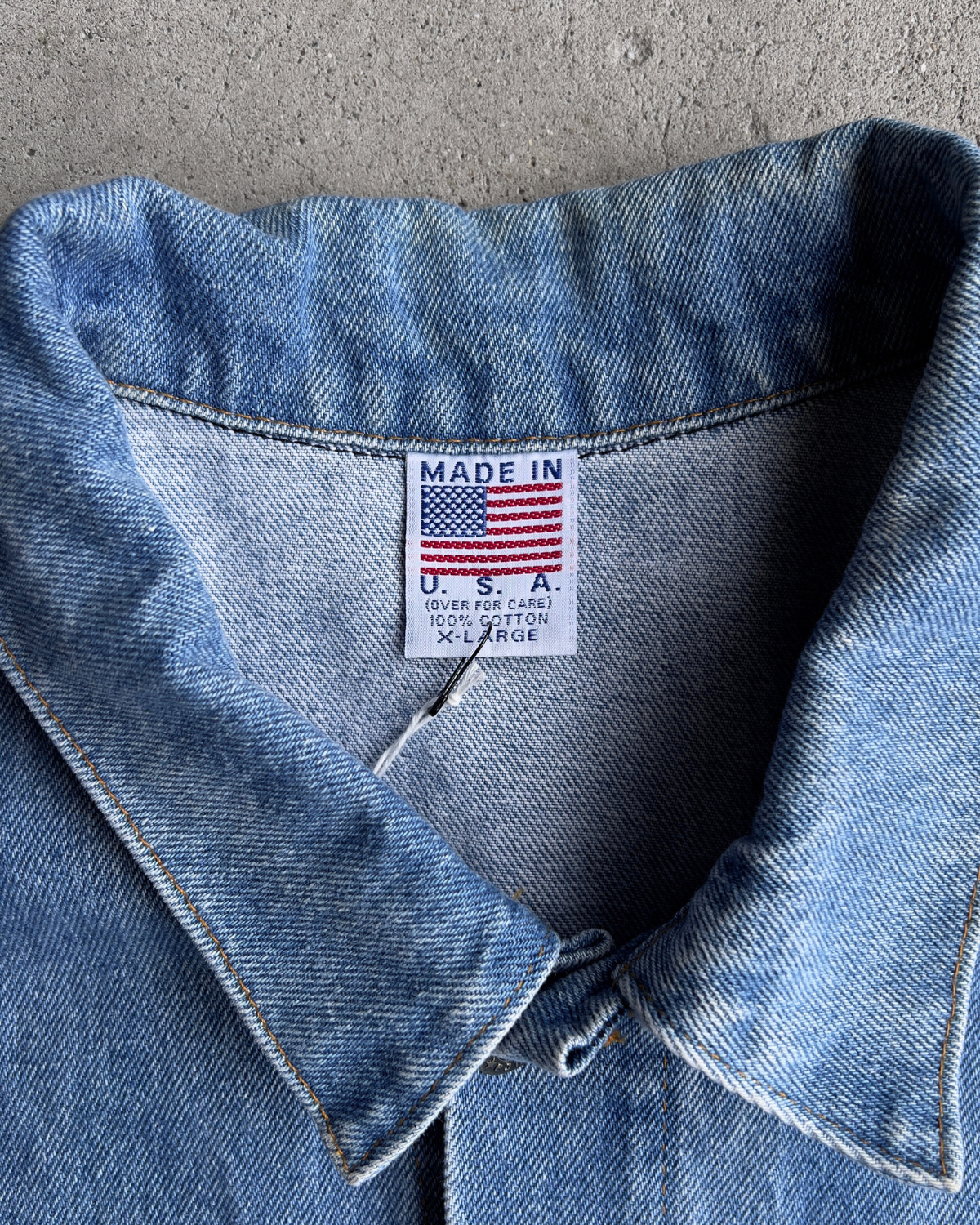 Vintage 1990s Ameritech Promotional Embossed Blue Denim Jacket  - Shop ThreadCount Vintage Co.