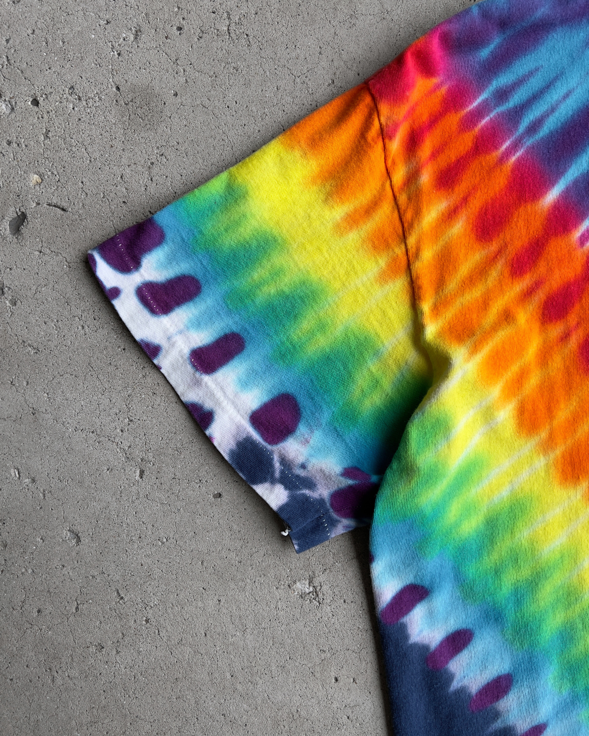 Vintage 1970s Navy Blue & Rainbow Tie Dye Tee  - Shop ThreadCount Vintage Co.