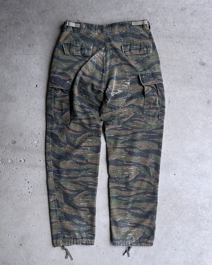 Vintage 1990s Tiger Camouflage Military Combat Cargo Pants  - Shop ThreadCount Vintage Co.