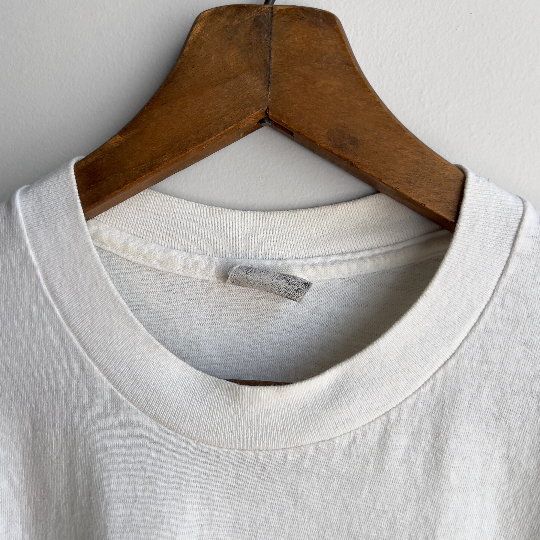 Vintage 1990s ThreadCount Store White Iron-On Tee  - Shop ThreadCount Vintage Co.