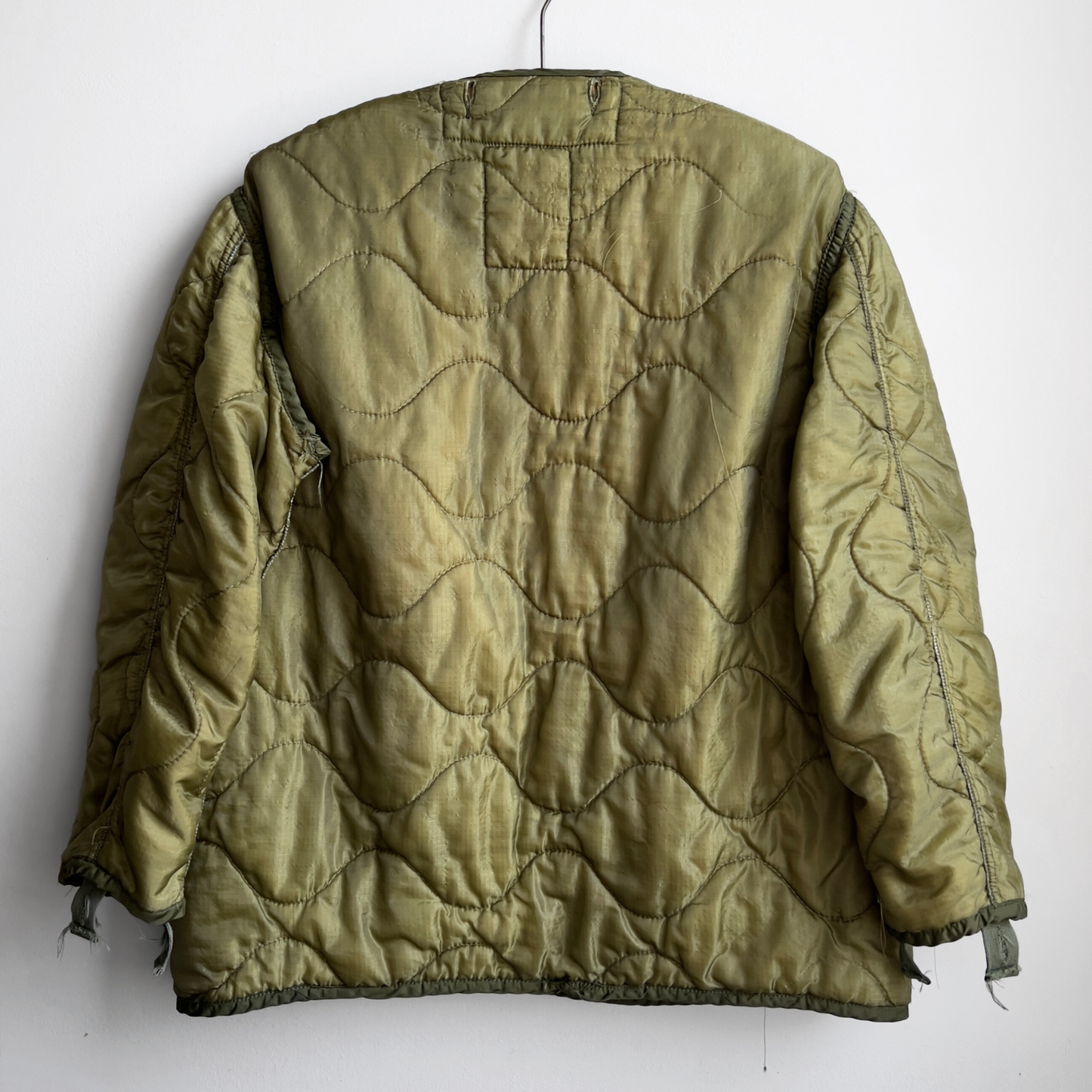 Vintage 1970s U.S. Military Cold Weather Olive Green Quilted Jacket Liner  - Shop ThreadCount Vintage Co.