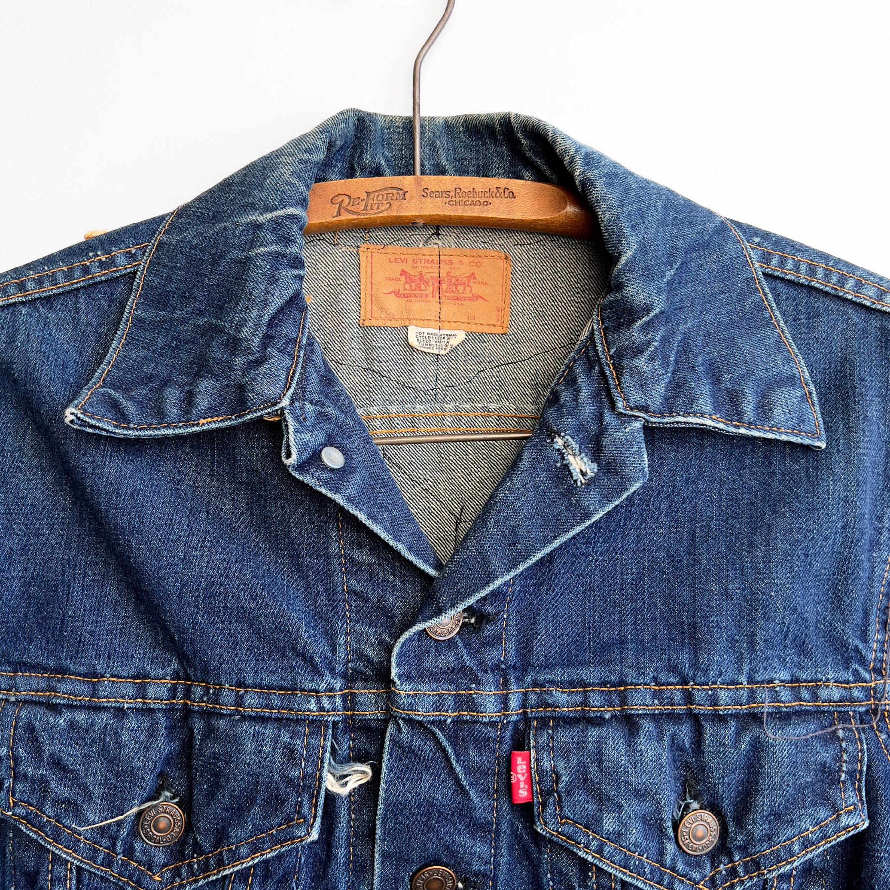 Vintage 1970s Levis 70505 Custom Patchwork & Embroidery Denim Jacket  - Shop ThreadCount Vintage Co.