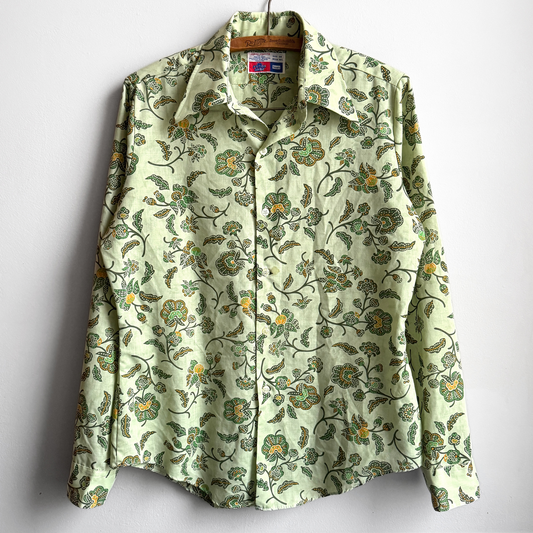 Vintage 1970s Green Floral Print Button Up Shirt  - Shop ThreadCount Vintage Co.