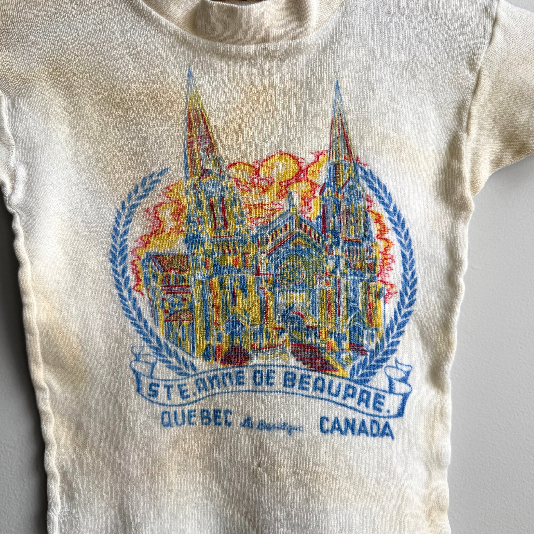 Vintage 1960s Québec Canada Souvenir Souvenir Tee  - Shop ThreadCount Vintage Co.