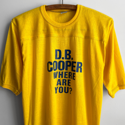 1981 The Pursuit of D.B. Cooper Movie Promo Tee  - Shop THREADCOUNT Vintage Co.