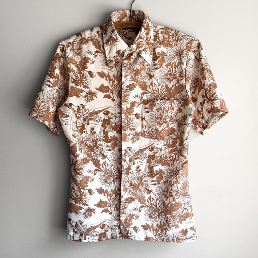 1970s Brown & White Asian Print Short Sleeve Shirt