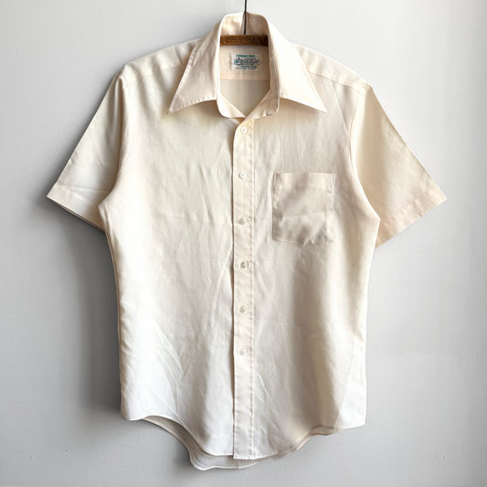 1970s Off White Short Sleeve Dress Shirt