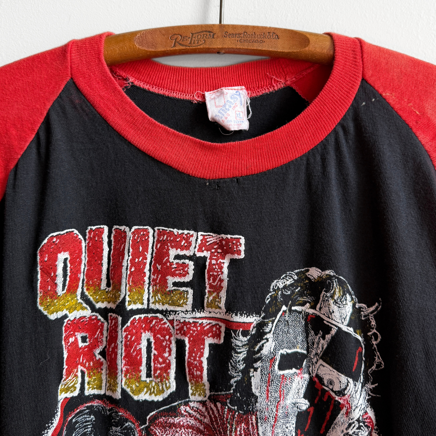 1980s Quiet Riot Raglan Graphic Tour Tee