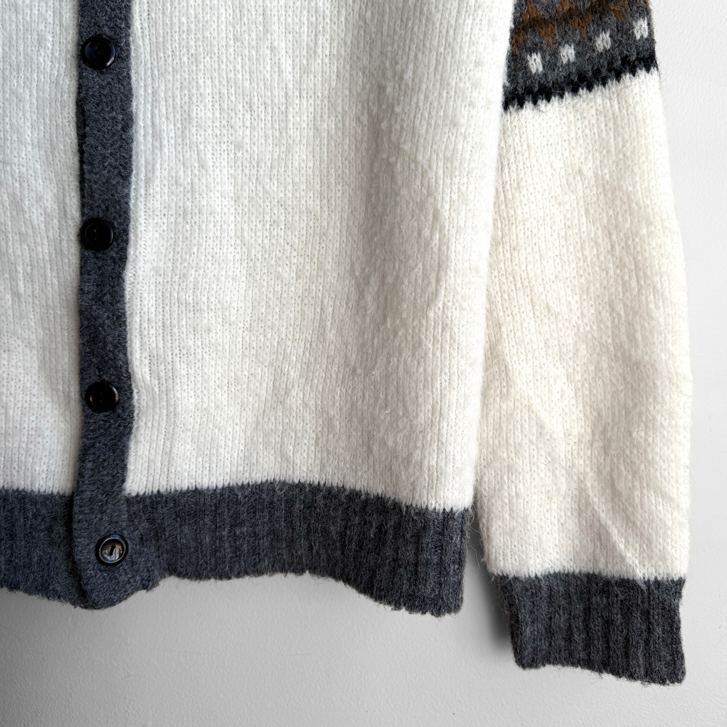1960s Brown & Cream Pattern Knit Cardigan