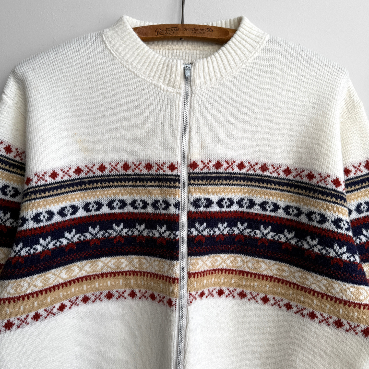 1960s White & Navy Geometric Knit Zip Up Cardigan