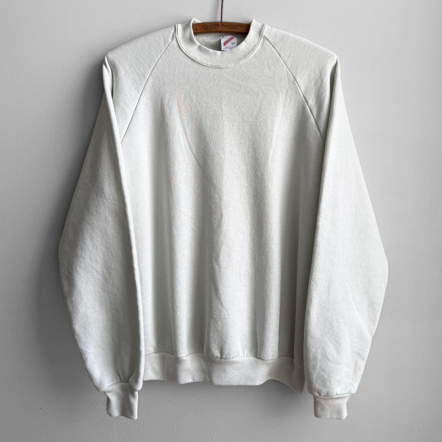 1980s White Blank Raglan Sweatshirt